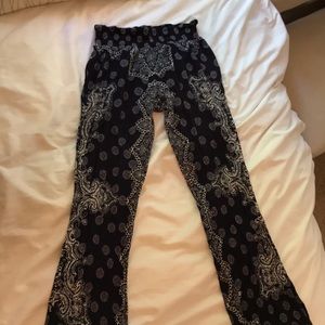 Navy blue flowy pants with white design